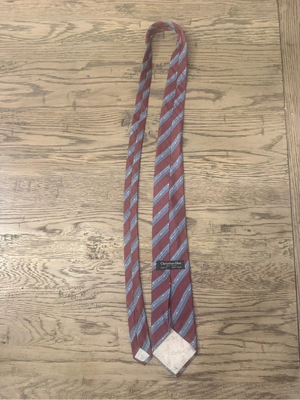 Dior elegant tie